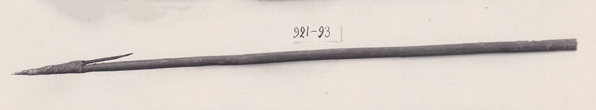 Spear, two-part shaft
